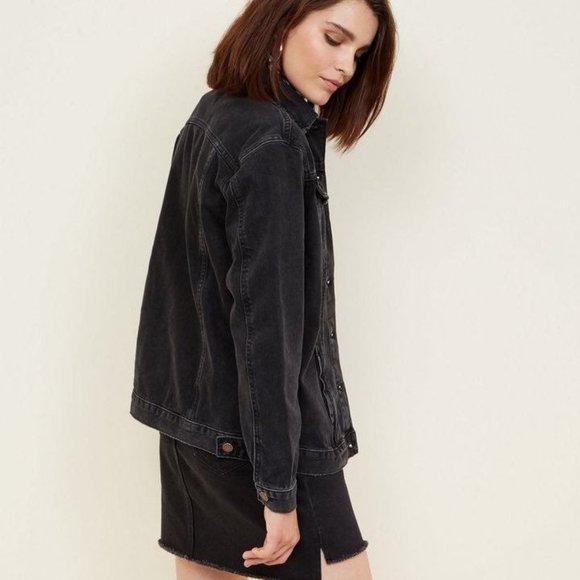 Hollister Distressed Black Denim Jacket - Picture 1 of 6